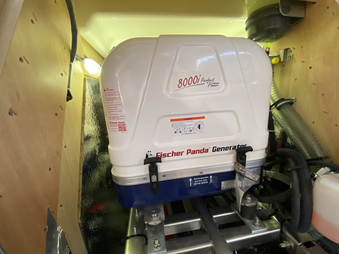 Bavaria C46 - 5 cab. — photo 8