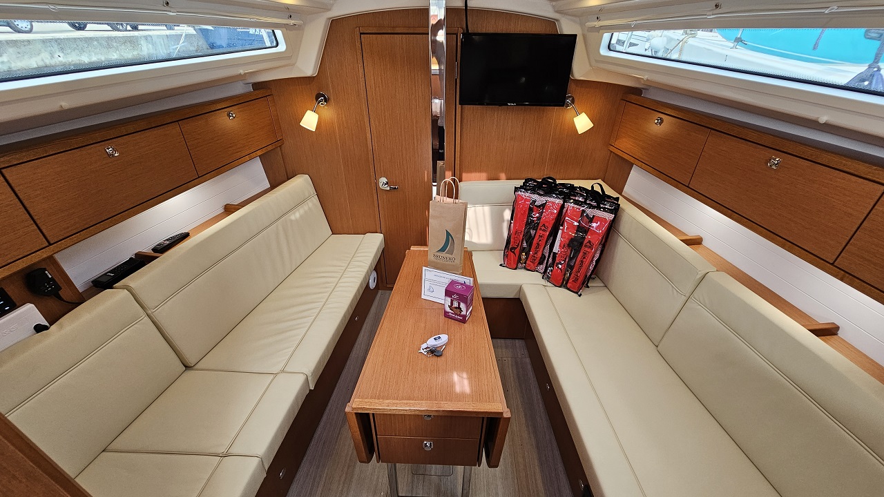Bavaria Cruiser 34 Style - 3 cab. — photo 7