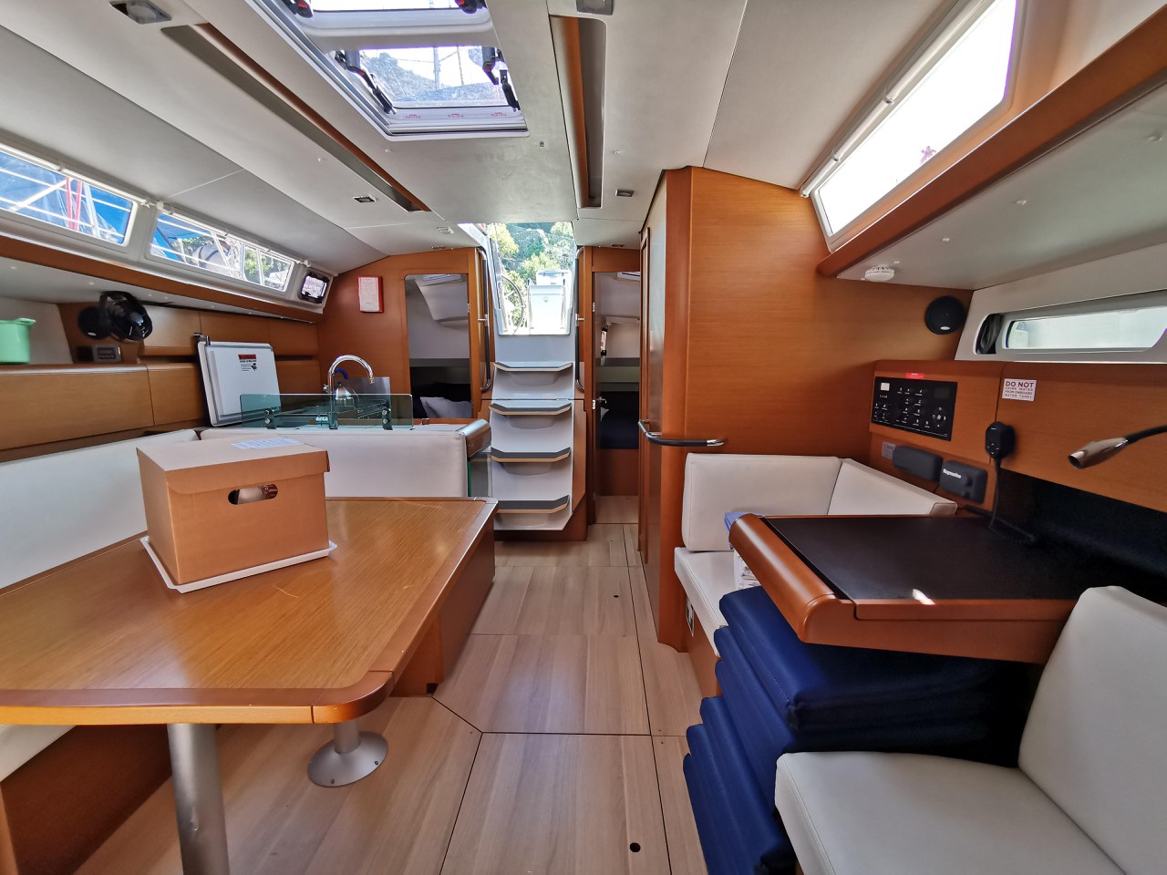 Sun Odyssey 419 - 3 cab. — photo 5