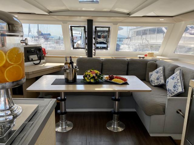 Fountaine Pajot Lucia 40 - 4 cab. — photo 8