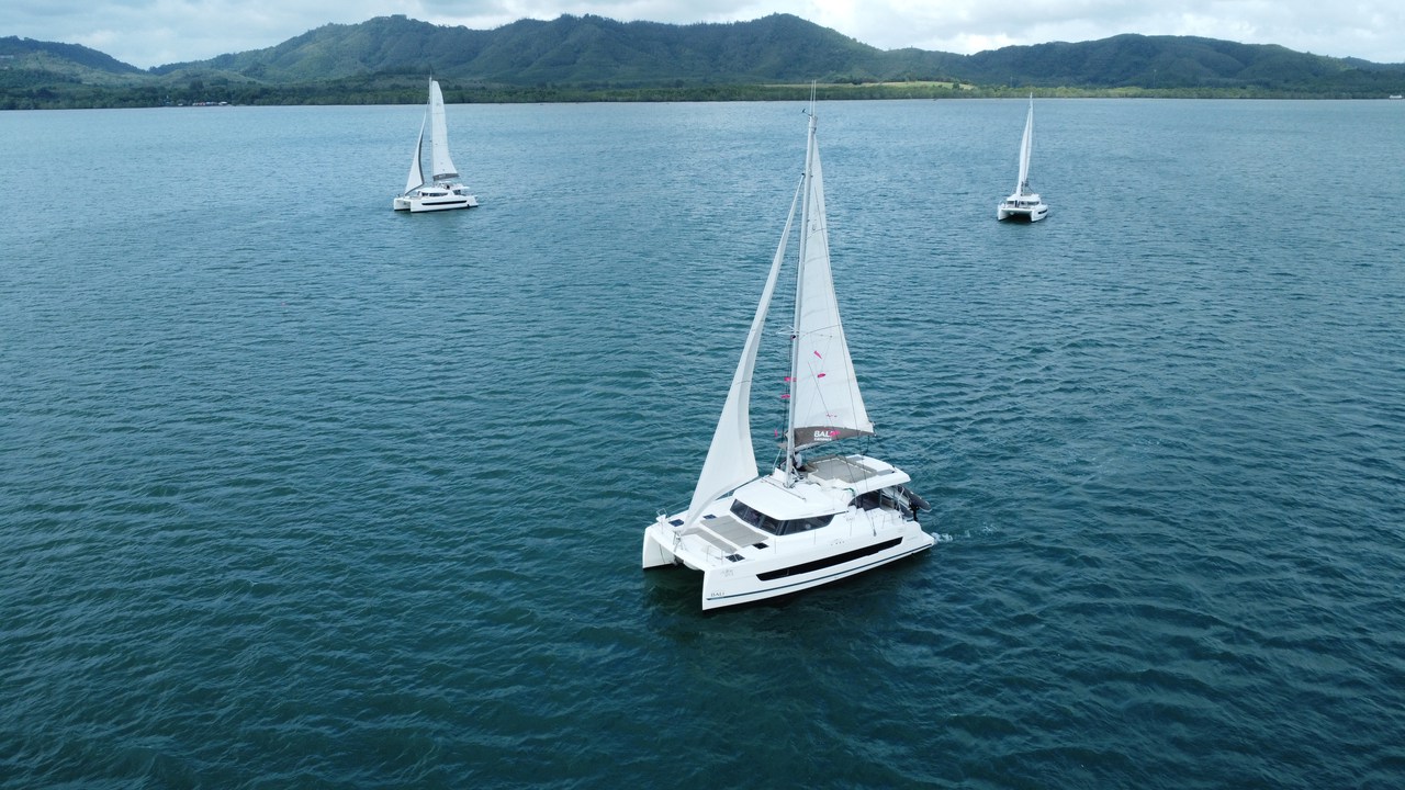 Bali 4.2 - 4 + 1 cab. — photo 1