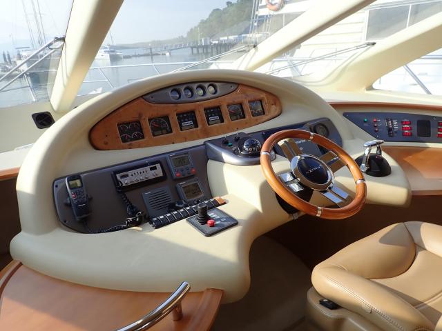 Azimut 55 Fly — photo 9