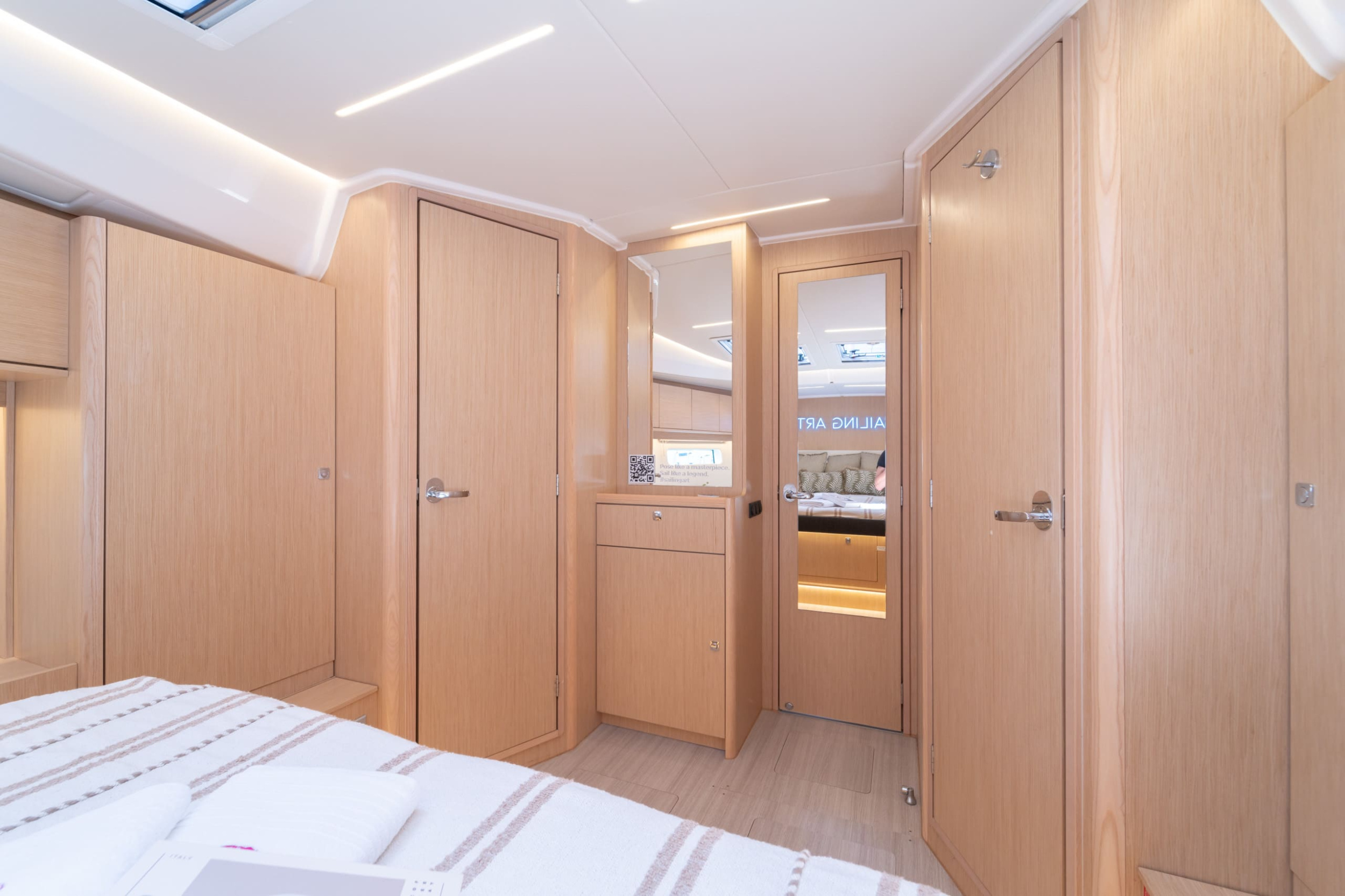 Bavaria C46 - 4 cab. — photo 18