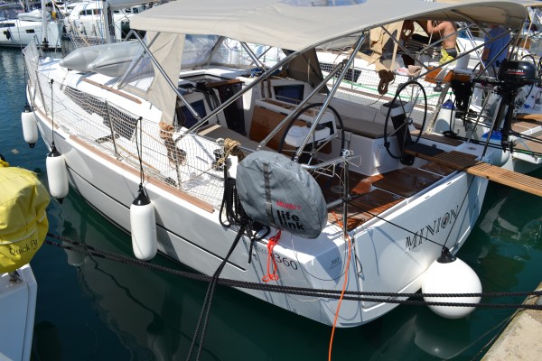 Dufour 360 GL - 3 cab. — photo 3