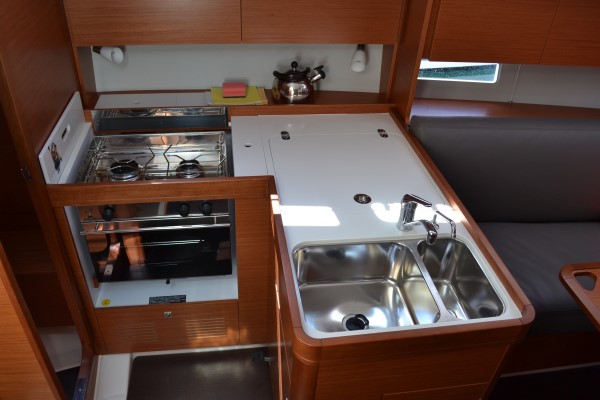 Dufour 360 GL - 3 cab. — photo 7