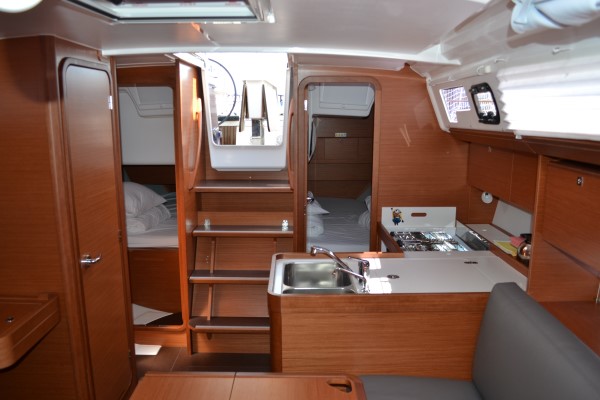 Dufour 360 GL - 3 cab. — photo 8
