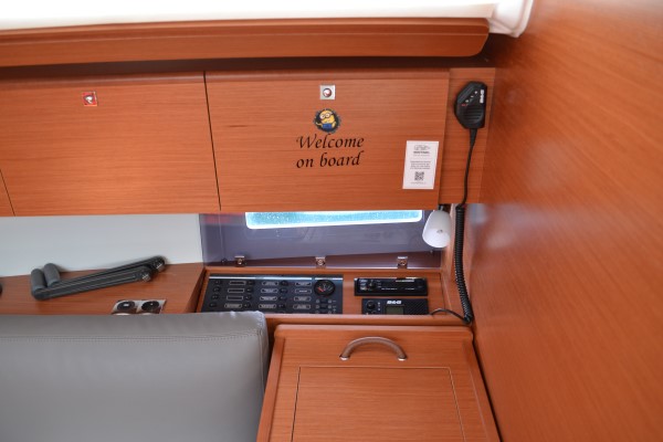 Dufour 360 GL - 3 cab. — photo 10