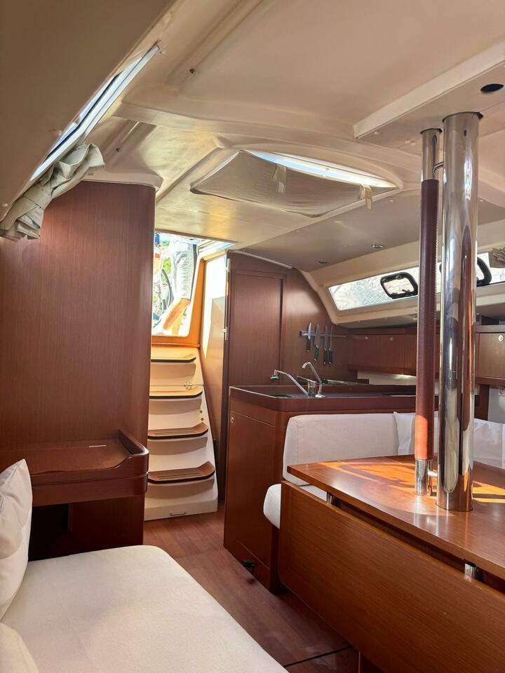 Oceanis 34 — photo 14