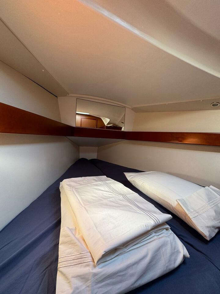 Oceanis 34 — photo 16