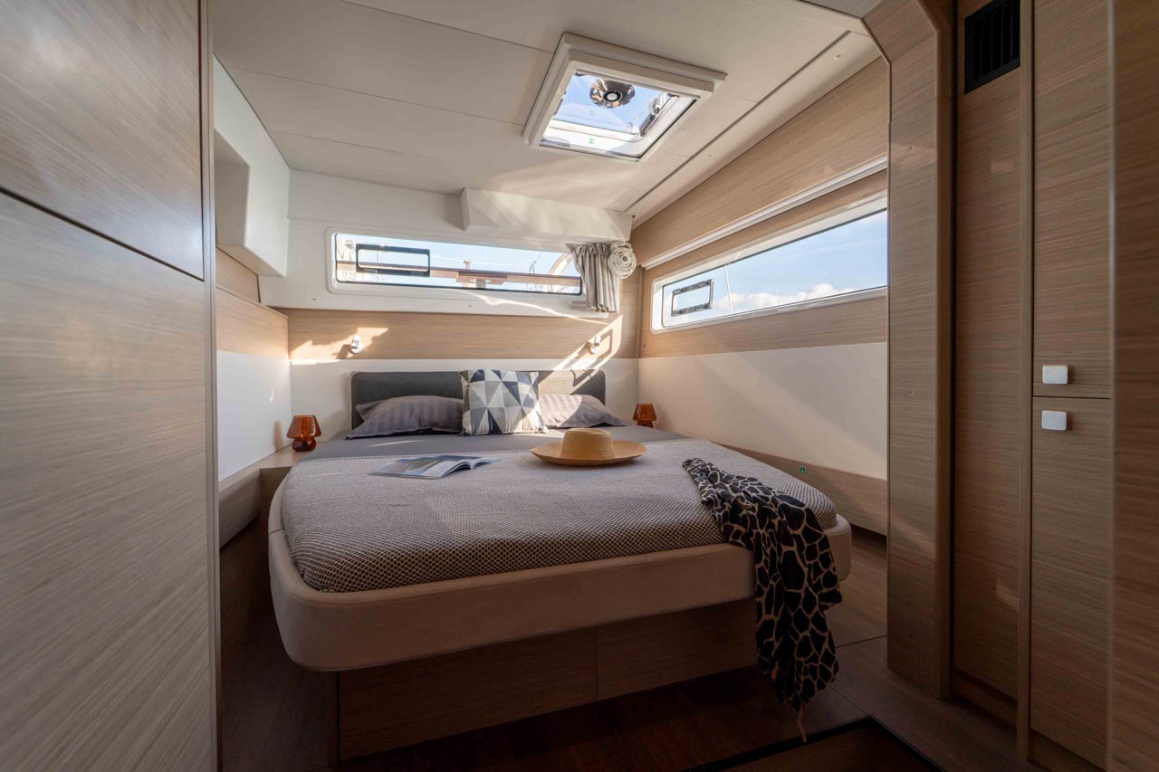 Lagoon 43 - 4 + 2 cab. — photo 22