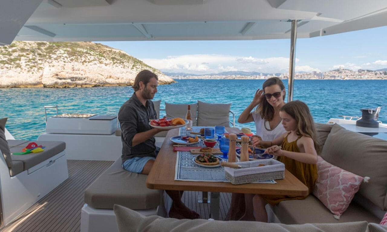 Fountaine Pajot Astrea 42 - 4 + 1 cab. — photo 12
