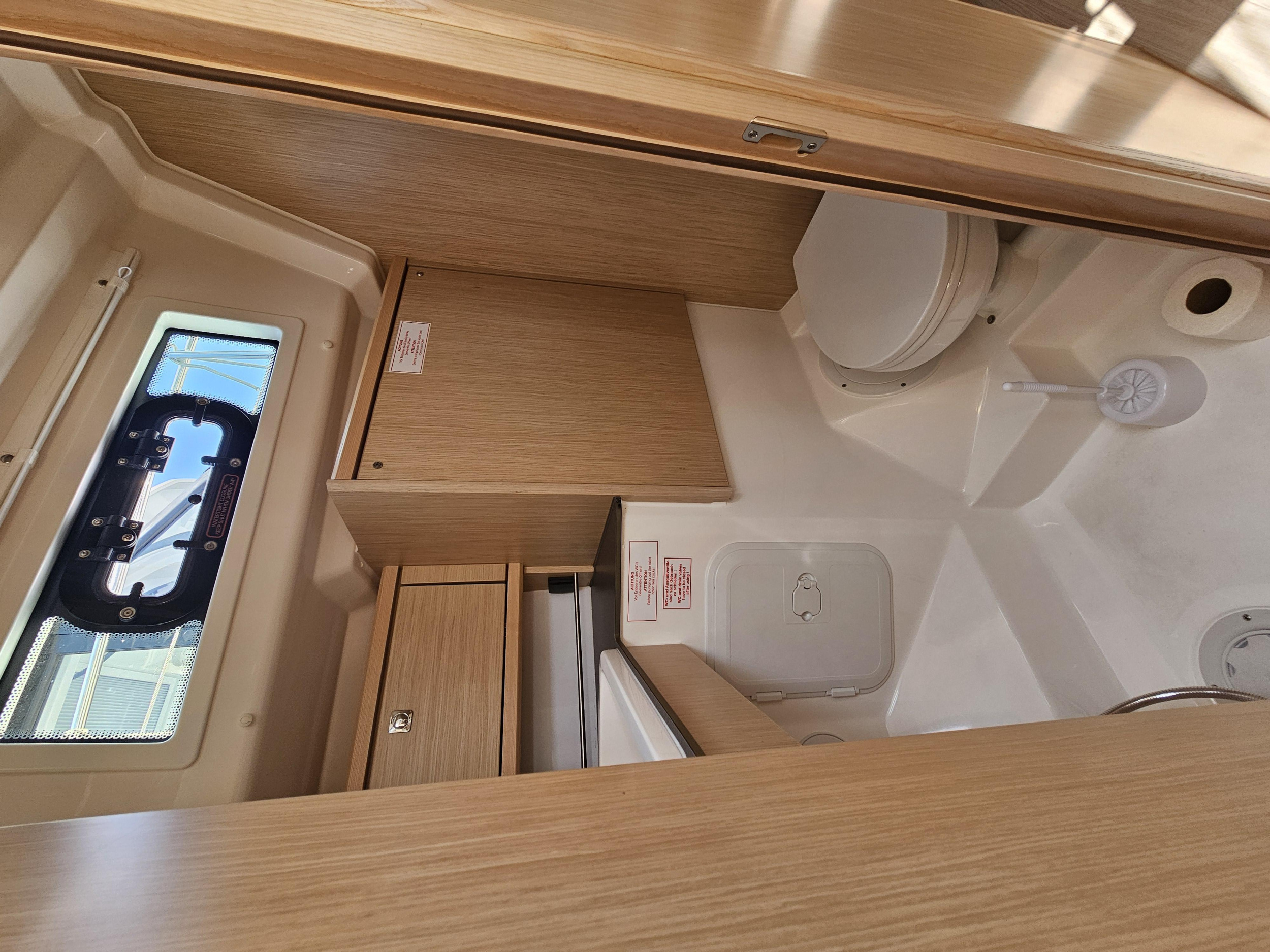Bavaria Cruiser 34 — photo 11