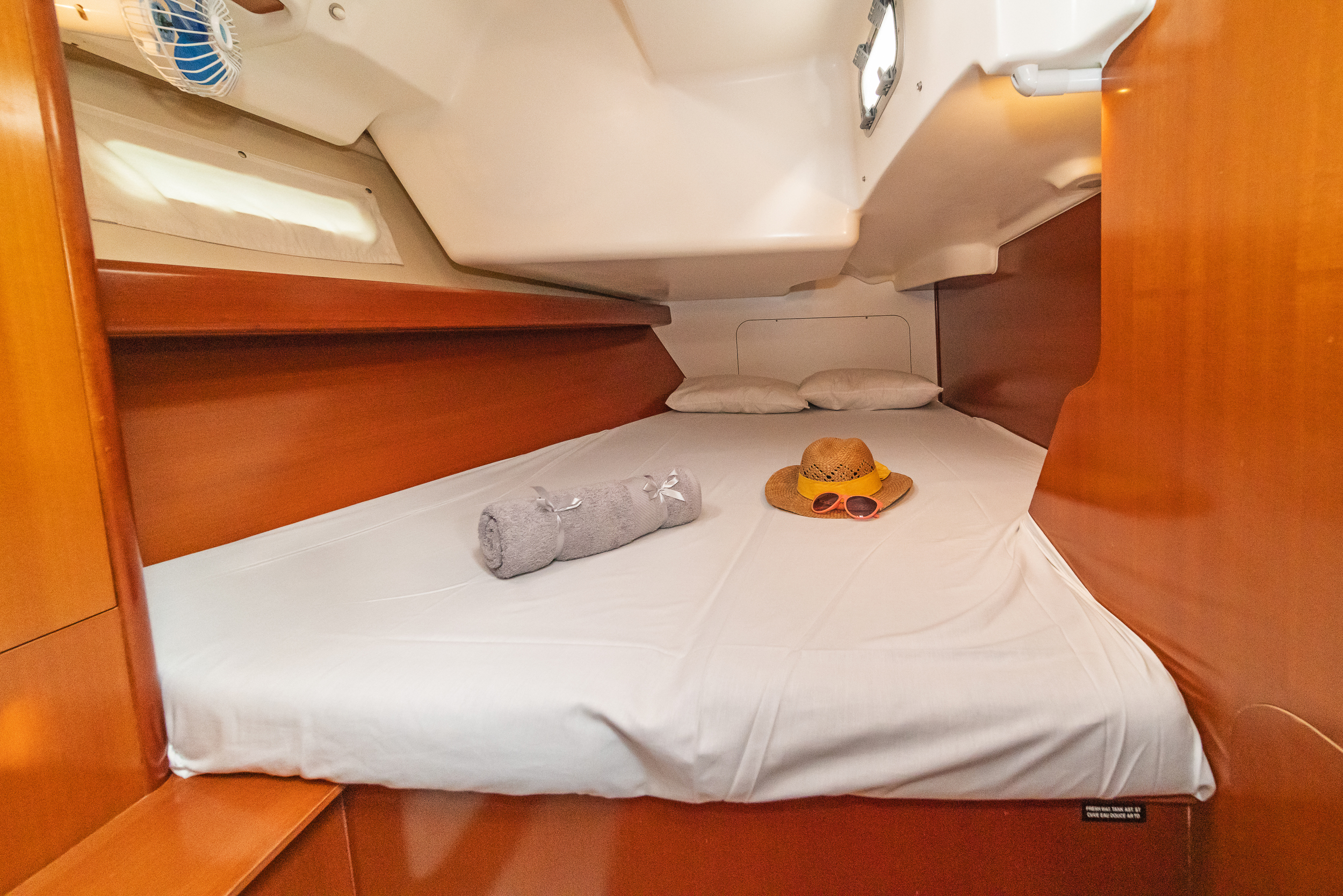 Oceanis Clipper 393 — photo 8
