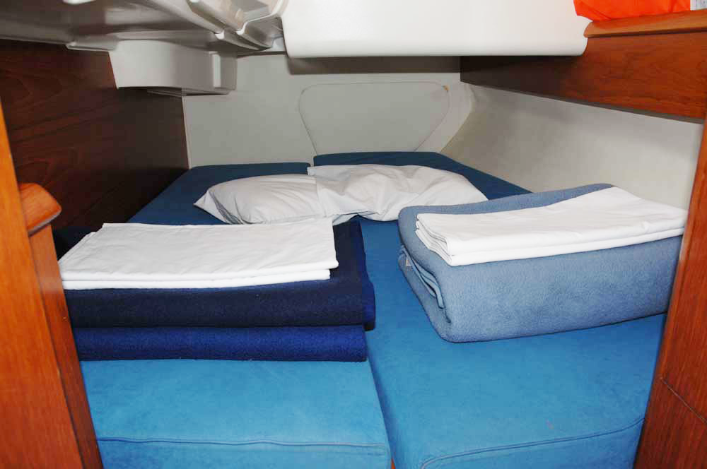 Sun Odyssey 35 — photo 11