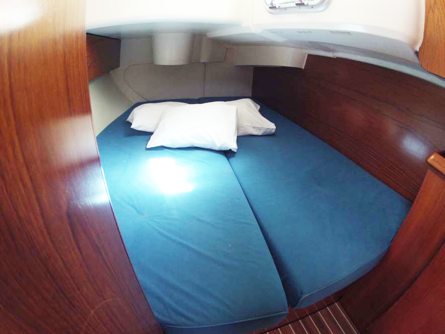 Sun Odyssey 35 — photo 13