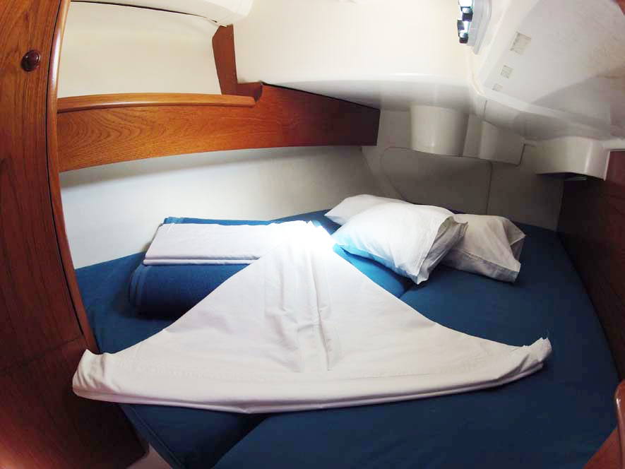 Sun Odyssey 35 — photo 15