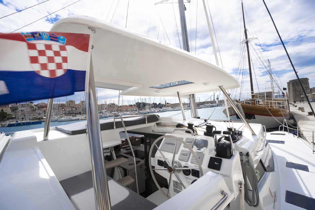 Fountaine Pajot Astrea 42 - 4 + 2 cab. — photo 8
