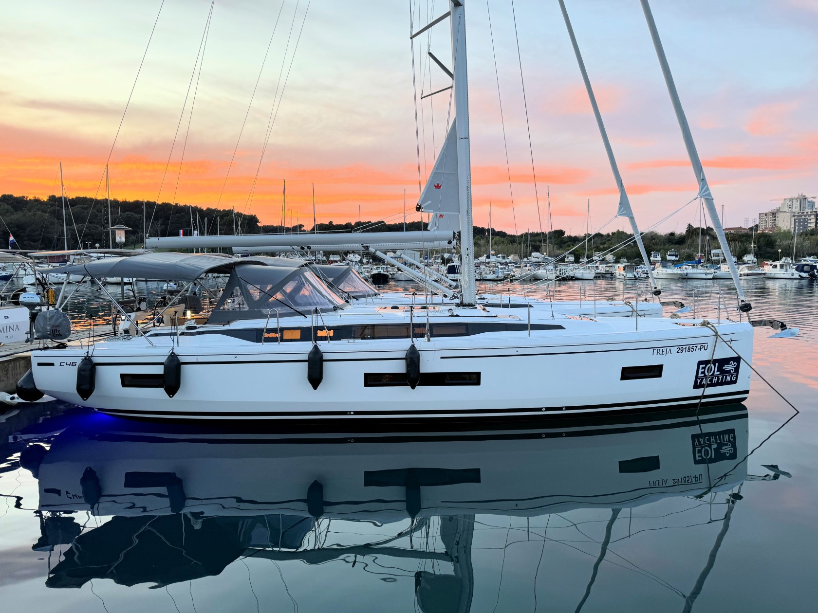 Bavaria C46 - 4 cab. — photo 28