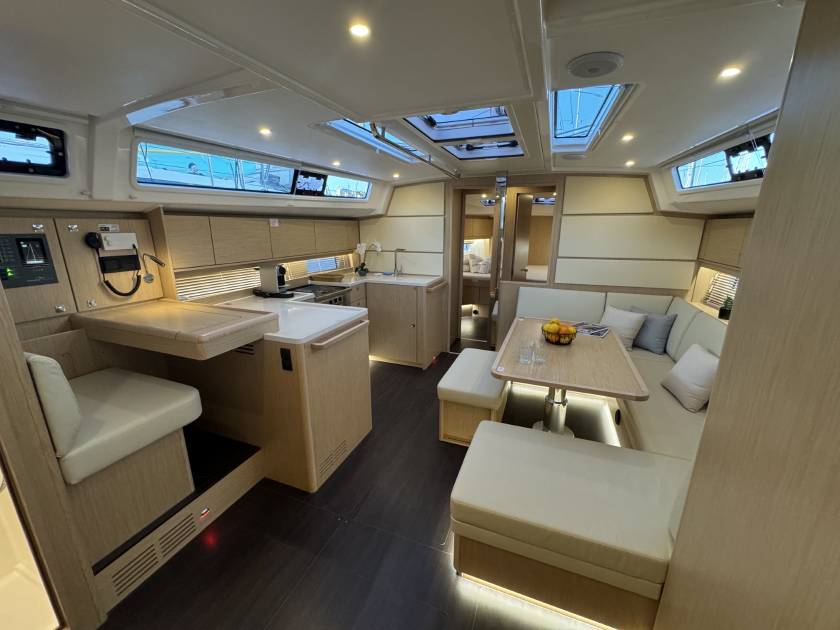 Bavaria C46 - 4 cab. — photo 29