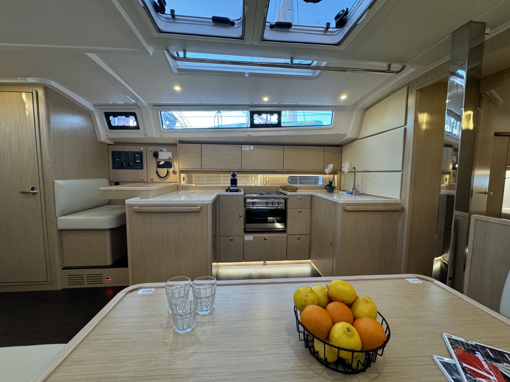 Bavaria C46 - 4 cab. — photo 35