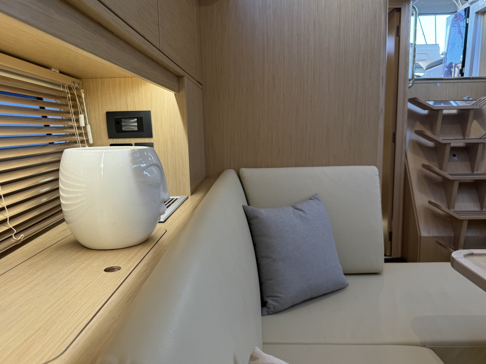 Bavaria C46 - 4 cab. — photo 40