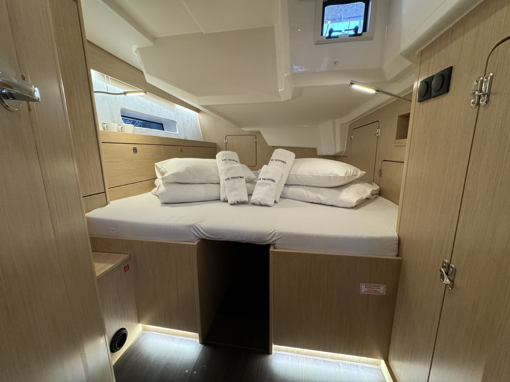 Bavaria C46 - 4 cab. — photo 45