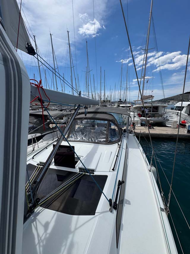 Dufour 41 - 3 cab. — photo 8