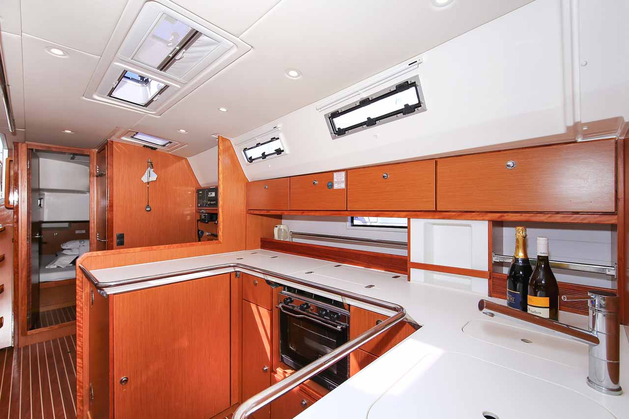 Bavaria Cruiser 50 Avantgarde — photo 13