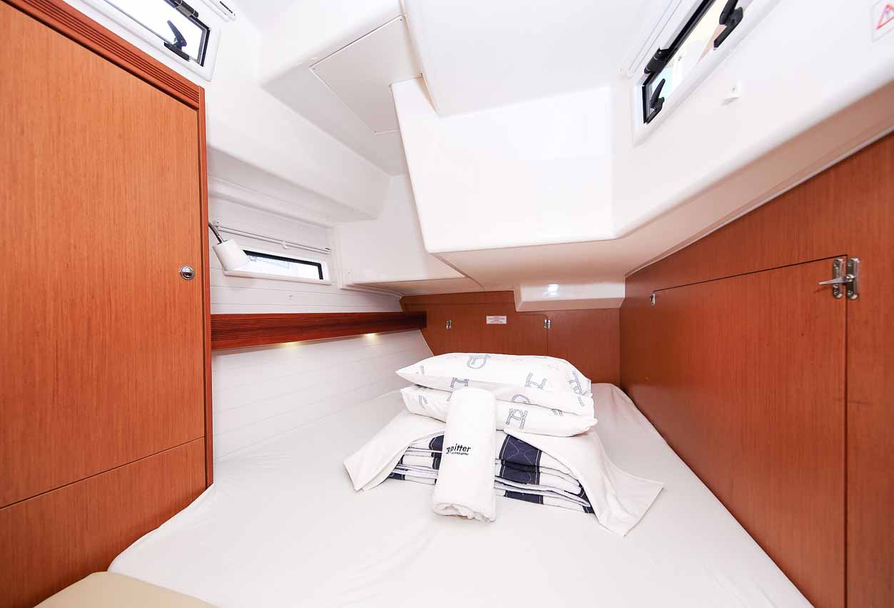 Bavaria Cruiser 50 Avantgarde — photo 17