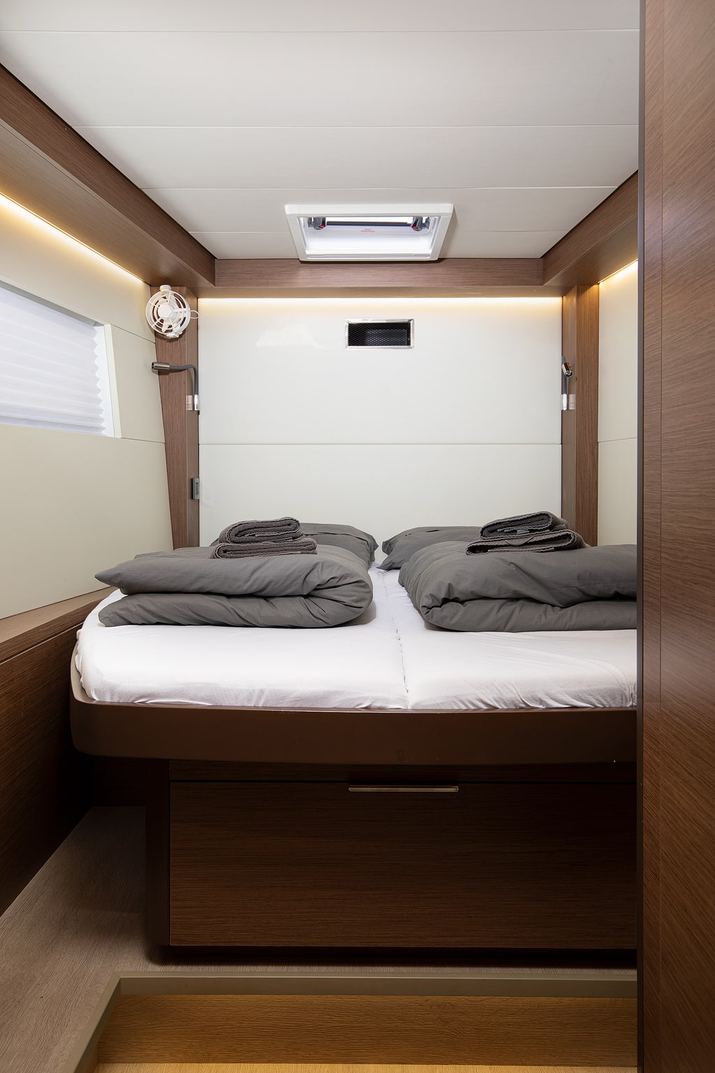 Lagoon 50 - 6 + 1 cab. — photo 12