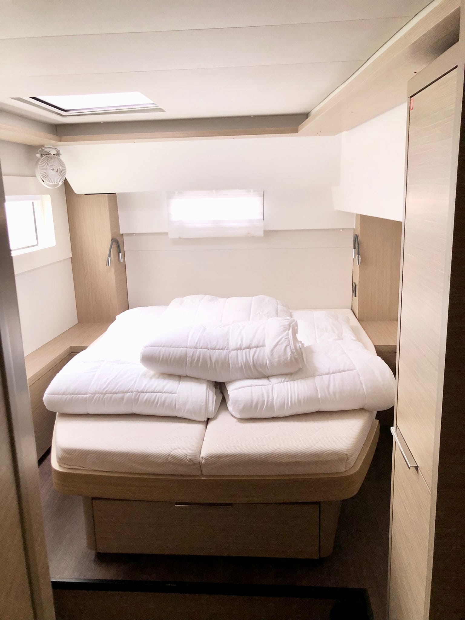 Lagoon 46 - 4 + 2 cab. — photo 10