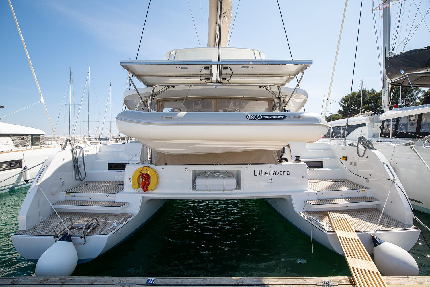 Lagoon 46 - 4 + 2 cab. — photo 3