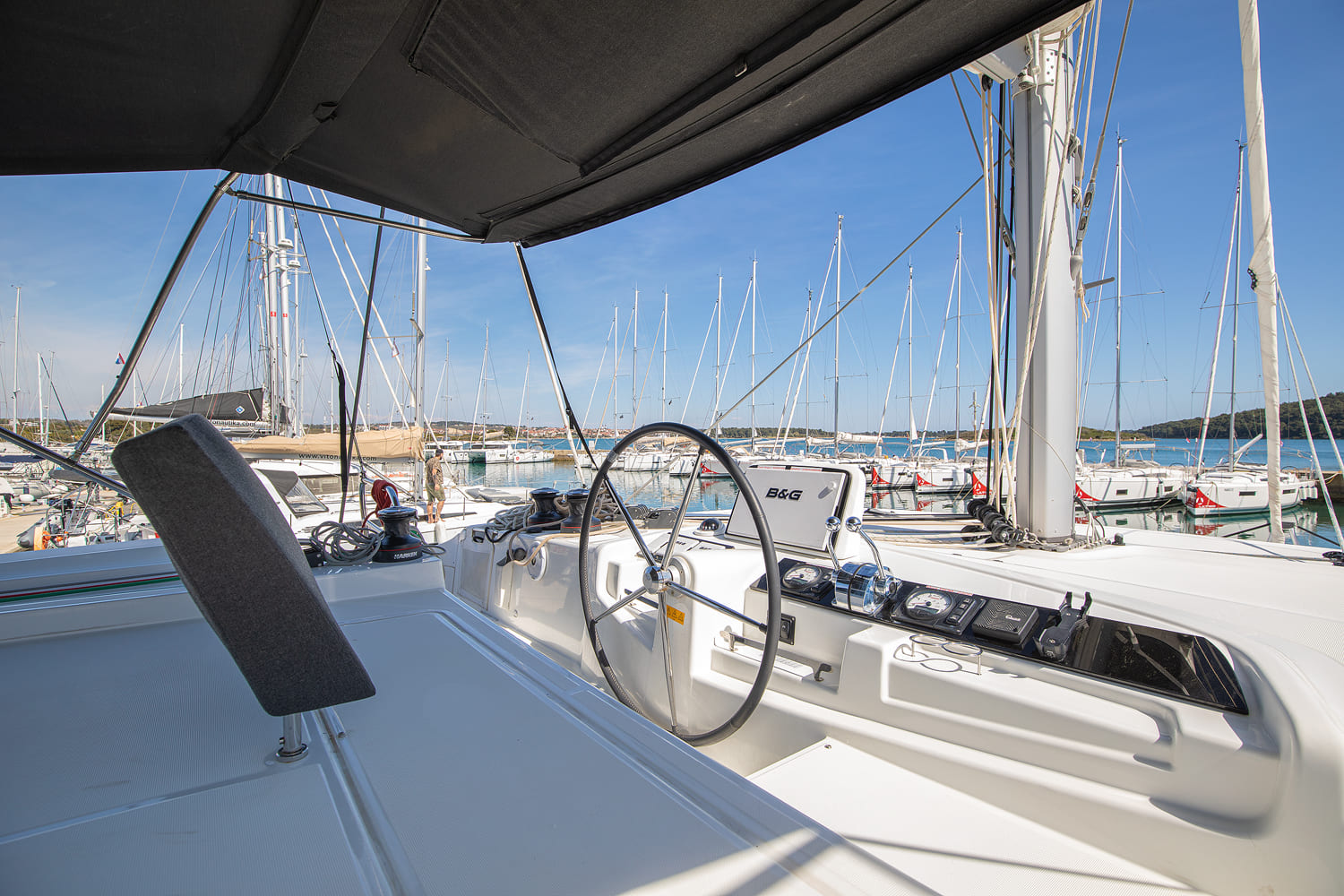 Lagoon 46 - 4 + 2 cab. — photo 6