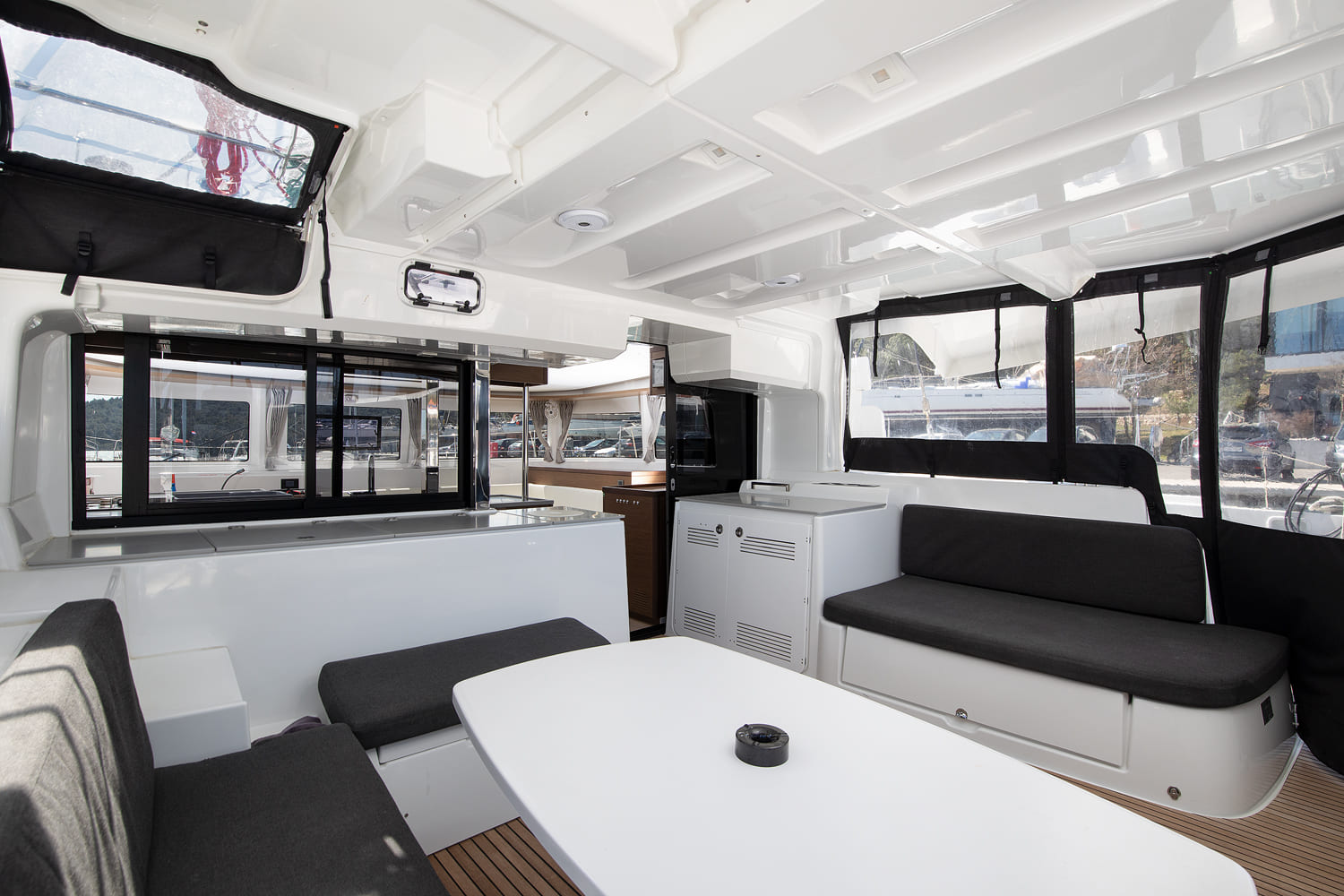 Lagoon 46 - 4 + 2 cab. — photo 16