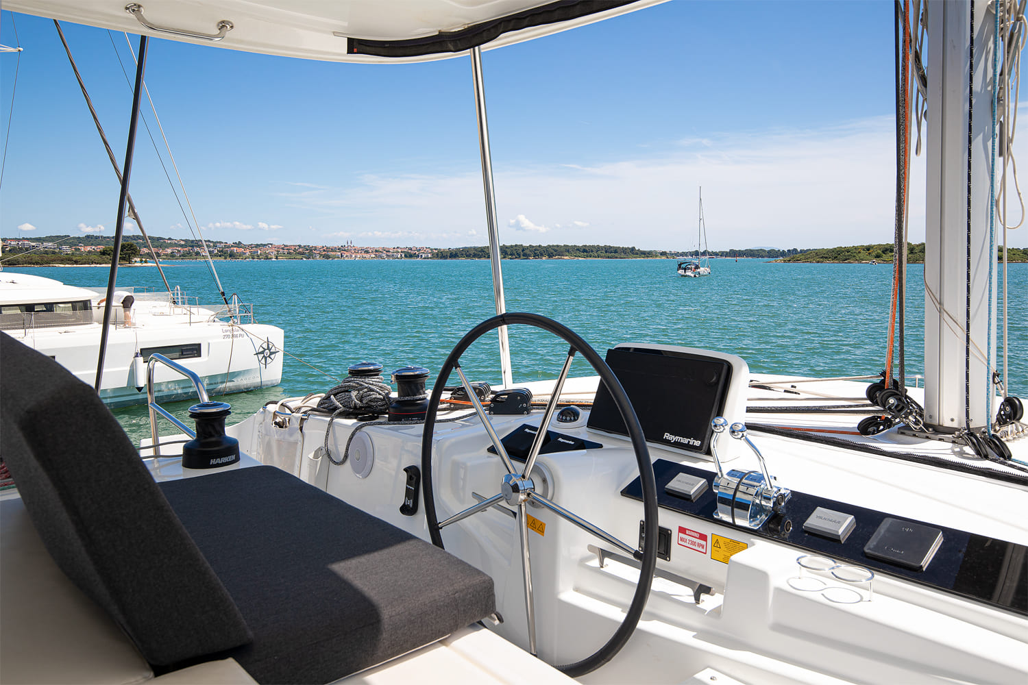 Lagoon 46 - 4 + 2 cab. — photo 8
