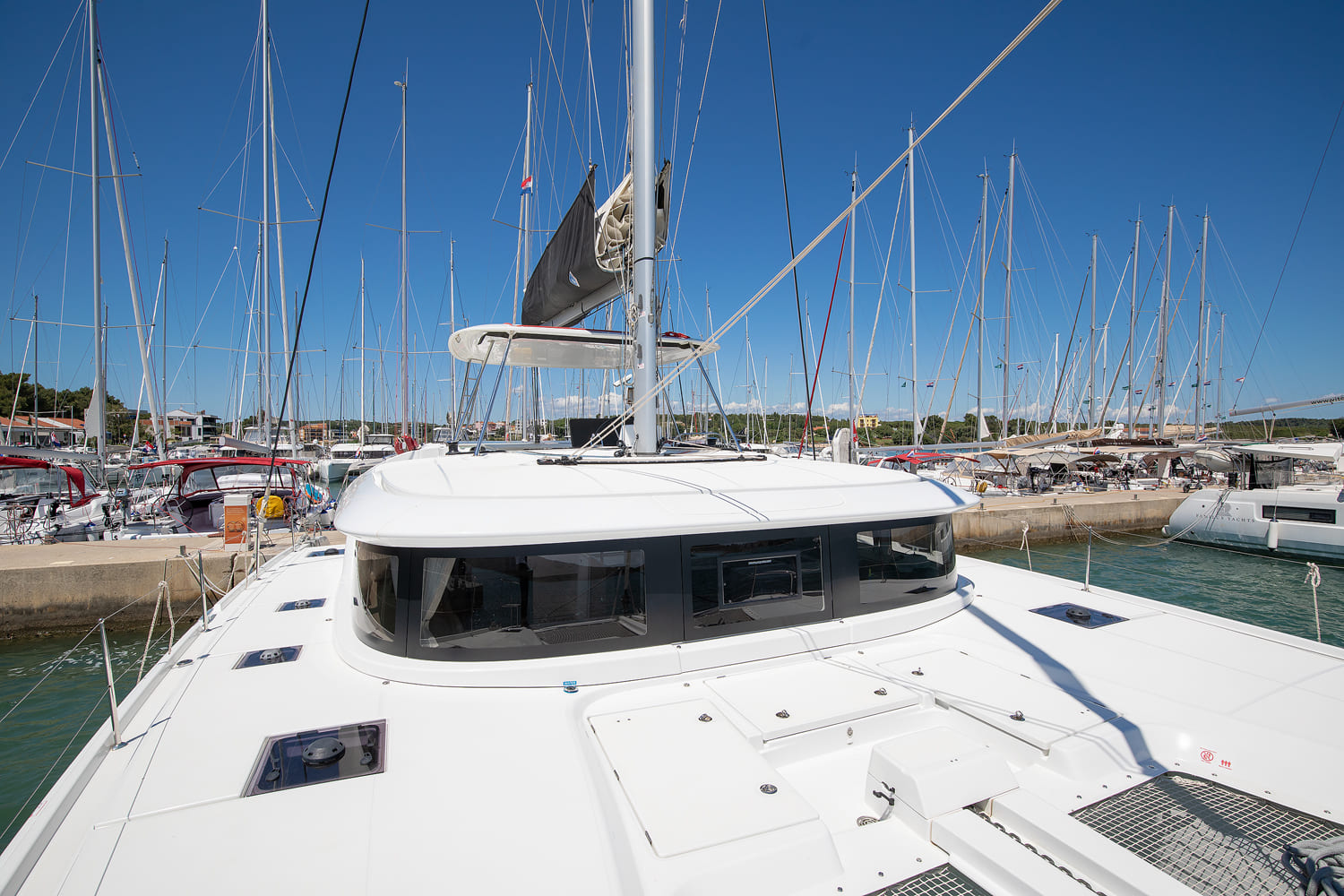 Lagoon 46 - 4 + 2 cab. — photo 11