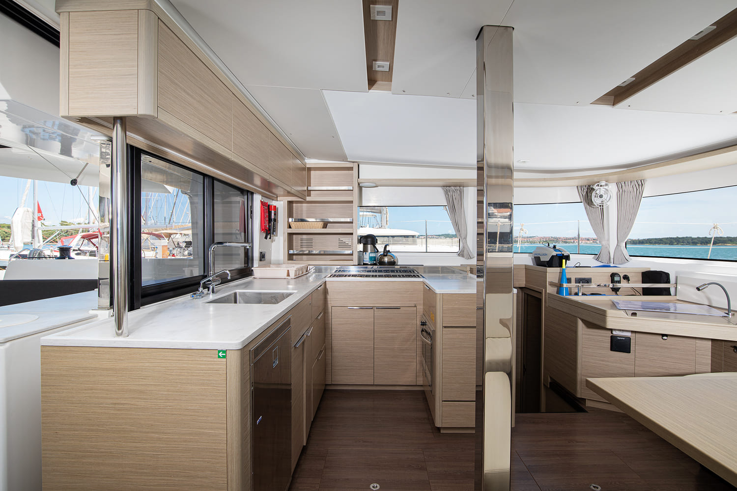 Lagoon 46 - 4 + 2 cab. — photo 15