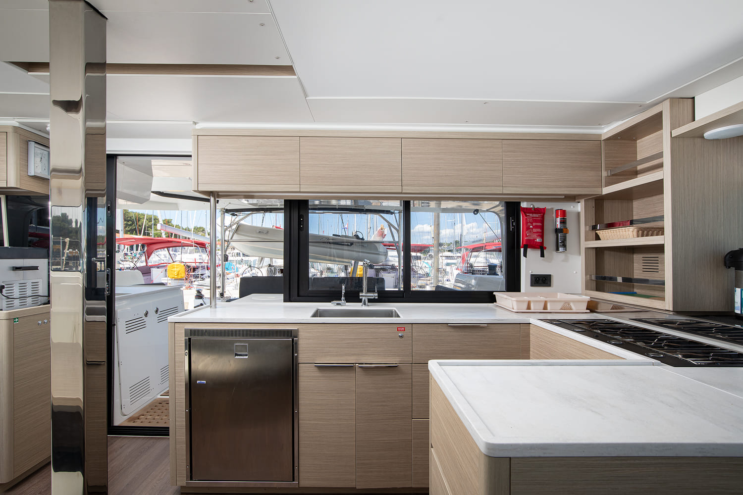 Lagoon 46 - 4 + 2 cab. — photo 17