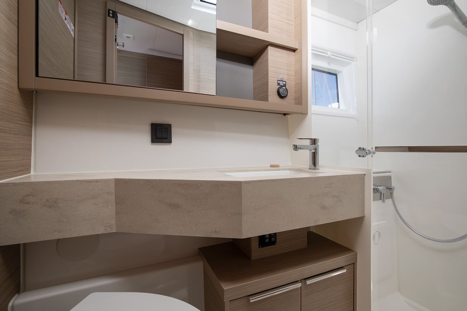 Lagoon 46 - 4 + 2 cab. — photo 25