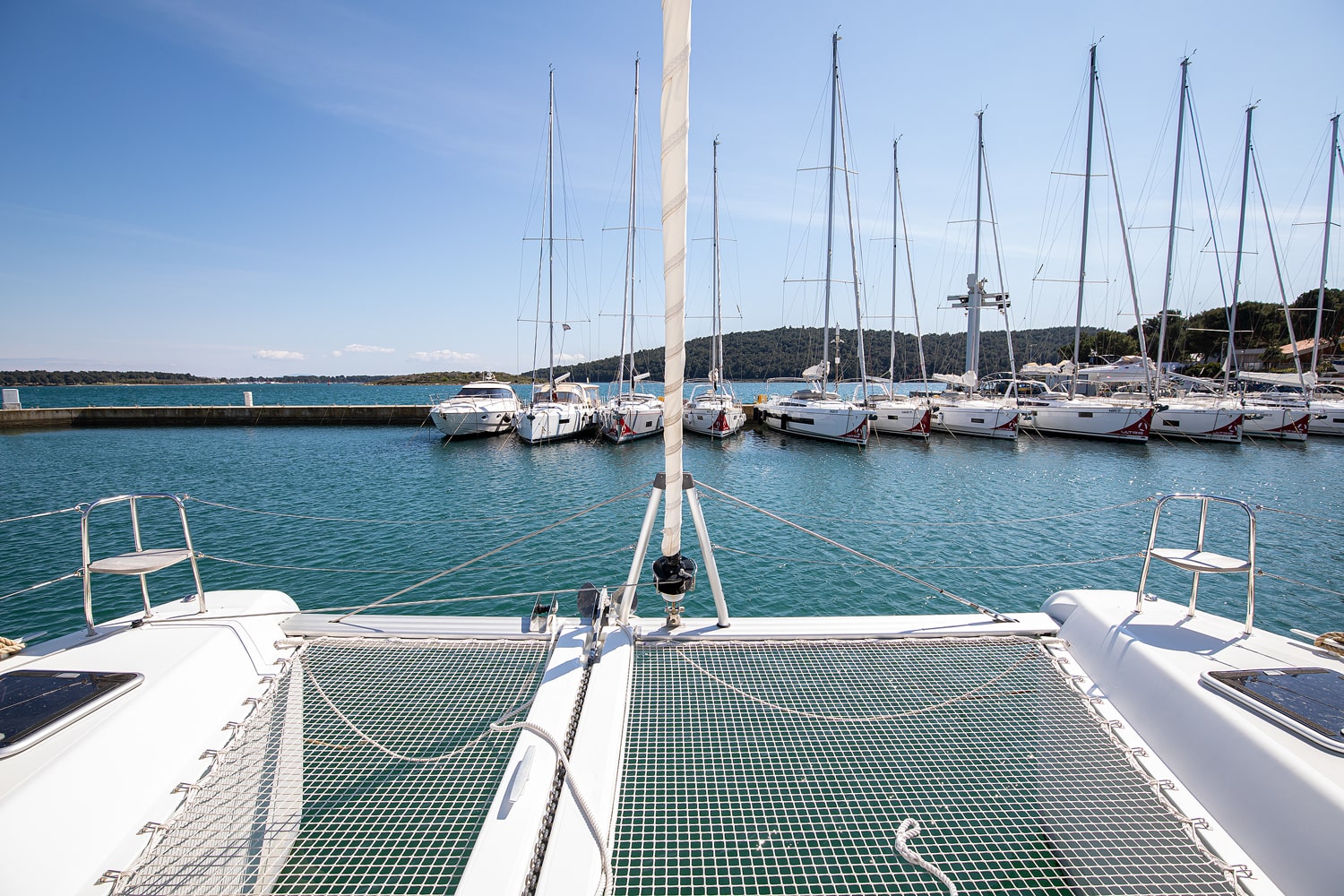 Lagoon 42 - 4 + 2 cab. — photo 4