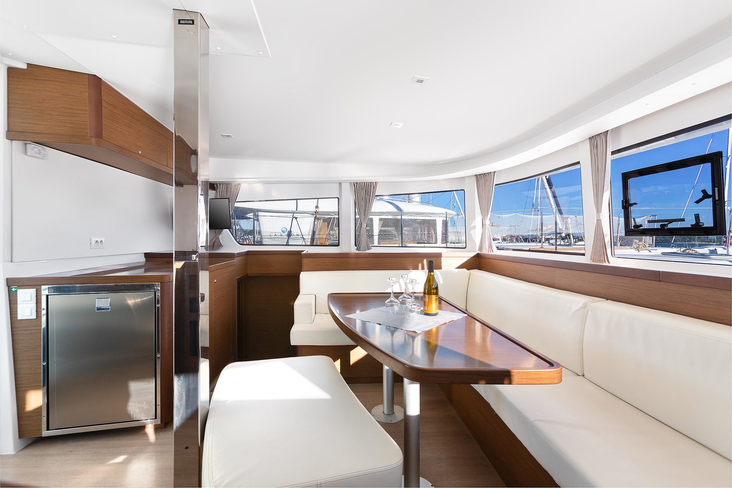 Lagoon 42 - 4 + 2 cab. — photo 13