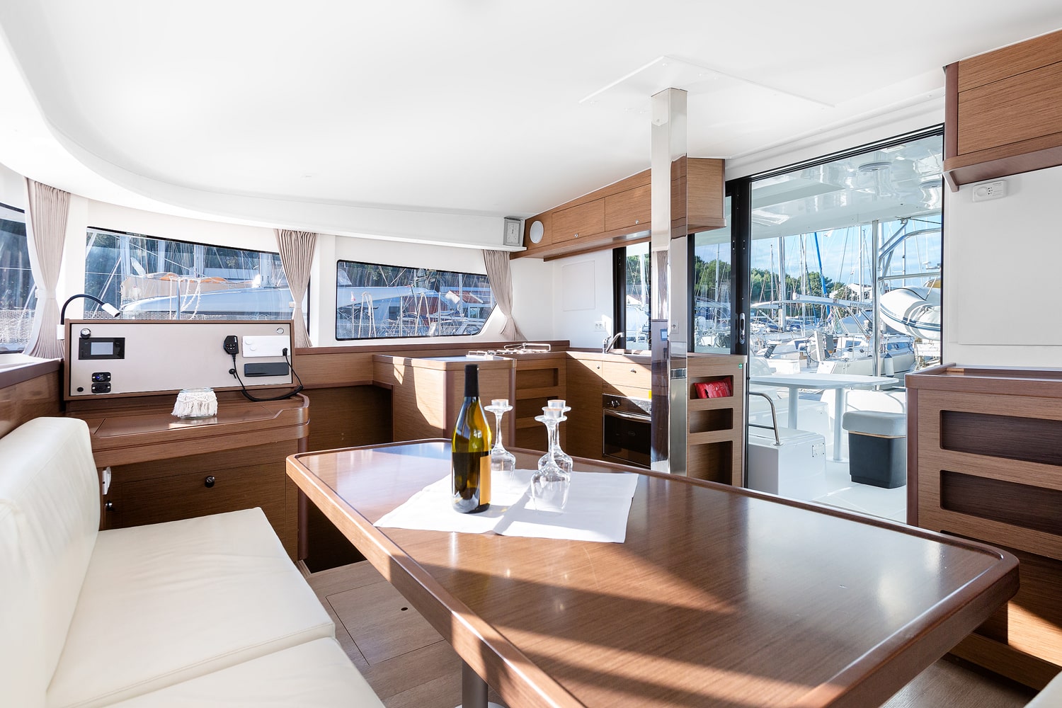 Lagoon 42 - 4 + 2 cab. — photo 14