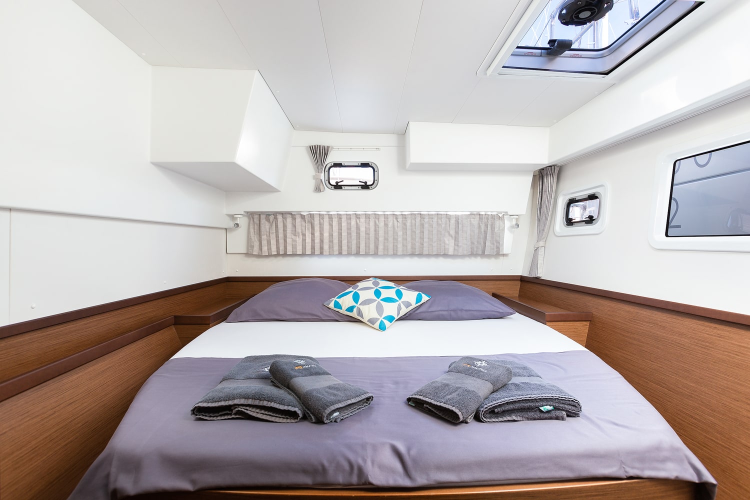Lagoon 42 - 4 + 2 cab. — photo 17