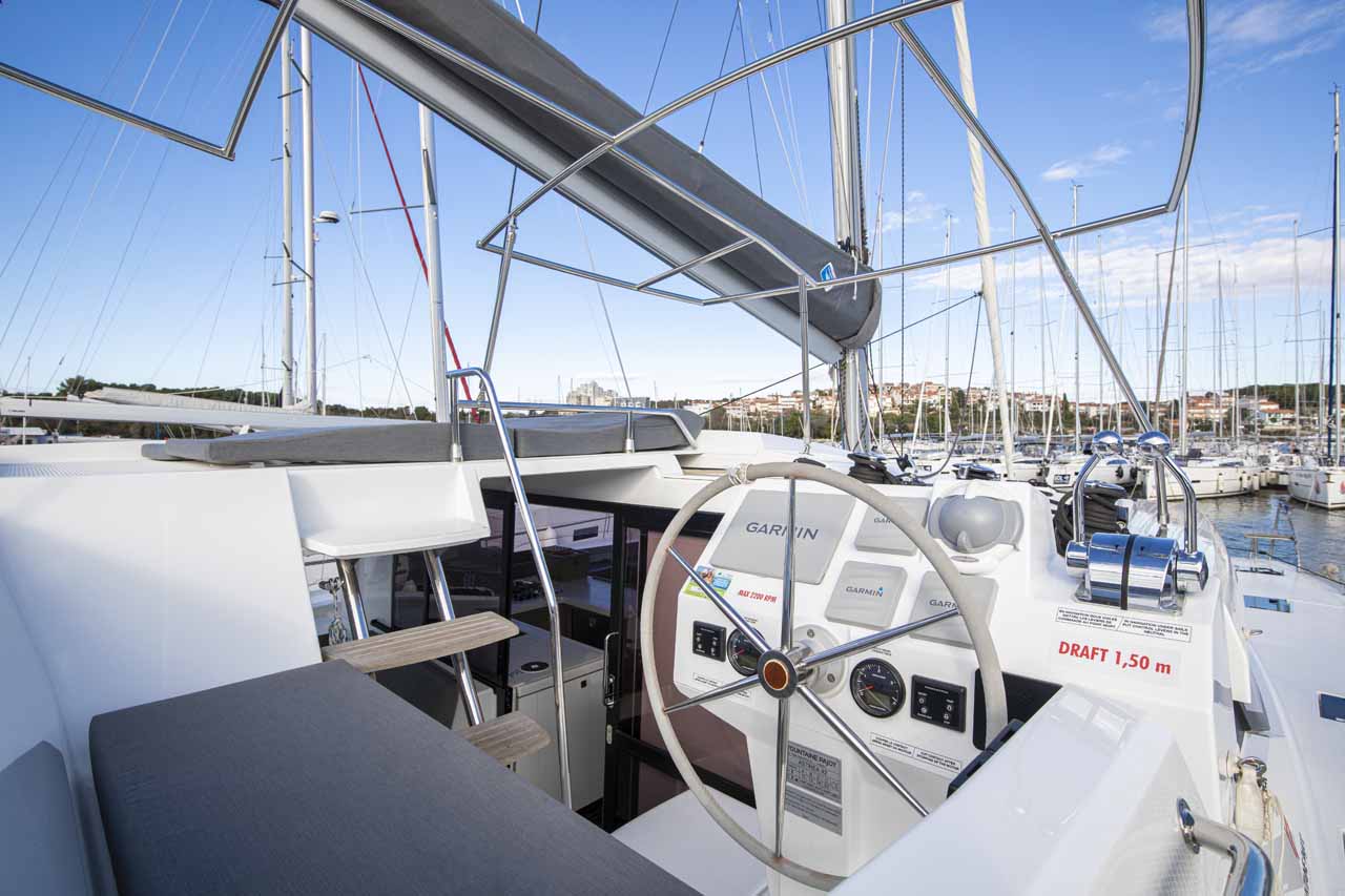 Fountaine Pajot Astrea 42 — photo 10