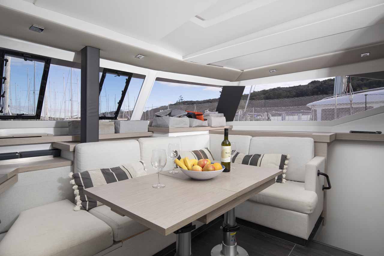 Fountaine Pajot Astrea 42 — photo 16