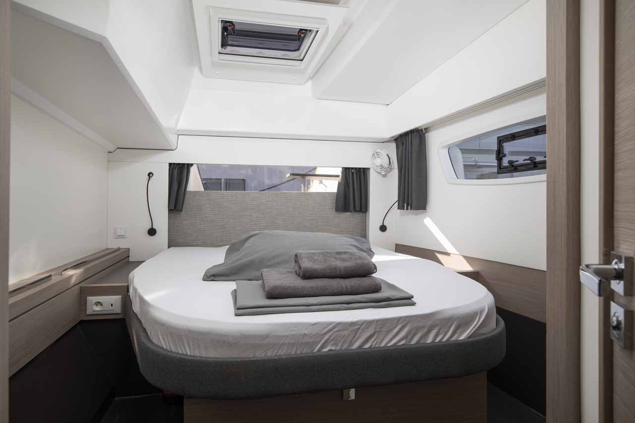 Fountaine Pajot Astrea 42 — photo 25