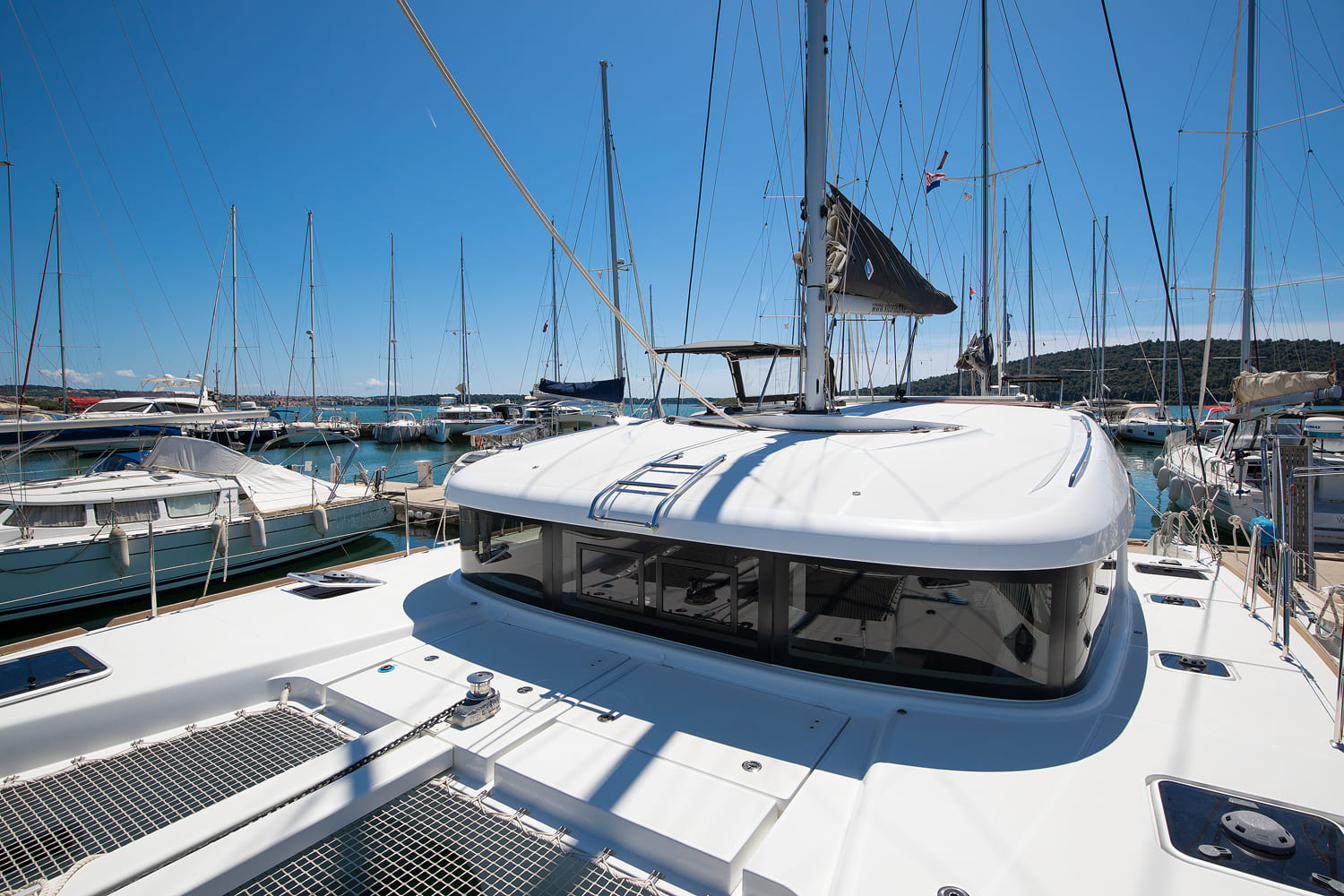 Lagoon 40 - 3 + 2 cab — photo 8