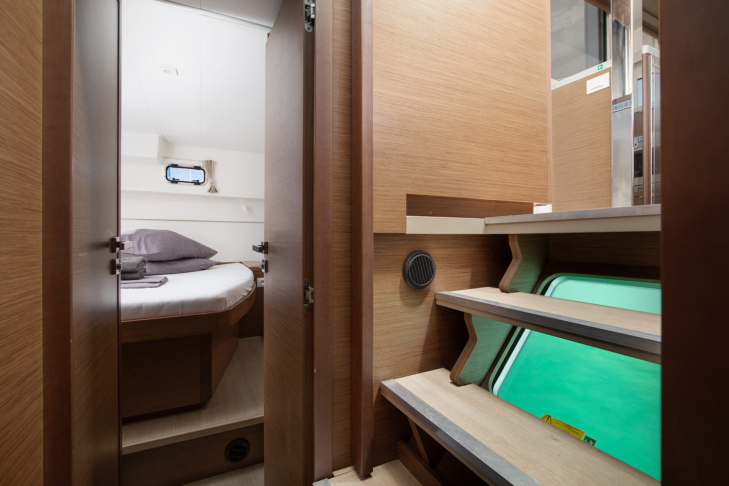 Lagoon 40 - 4 + 2 cab — photo 19