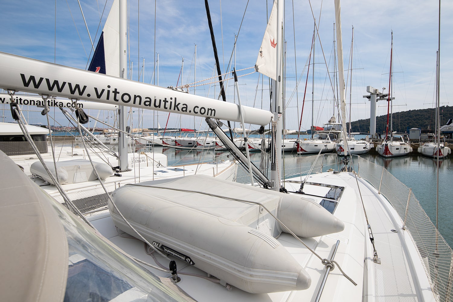 Oceanis 46.1 — photo 8