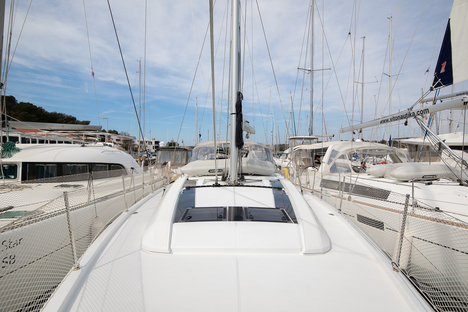 Oceanis 46.1 — photo 9